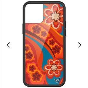 Wildflower Rickey Thompson iPhone
12/12 Pro Case